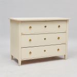 1023 4340 CHEST OF DRAWERS